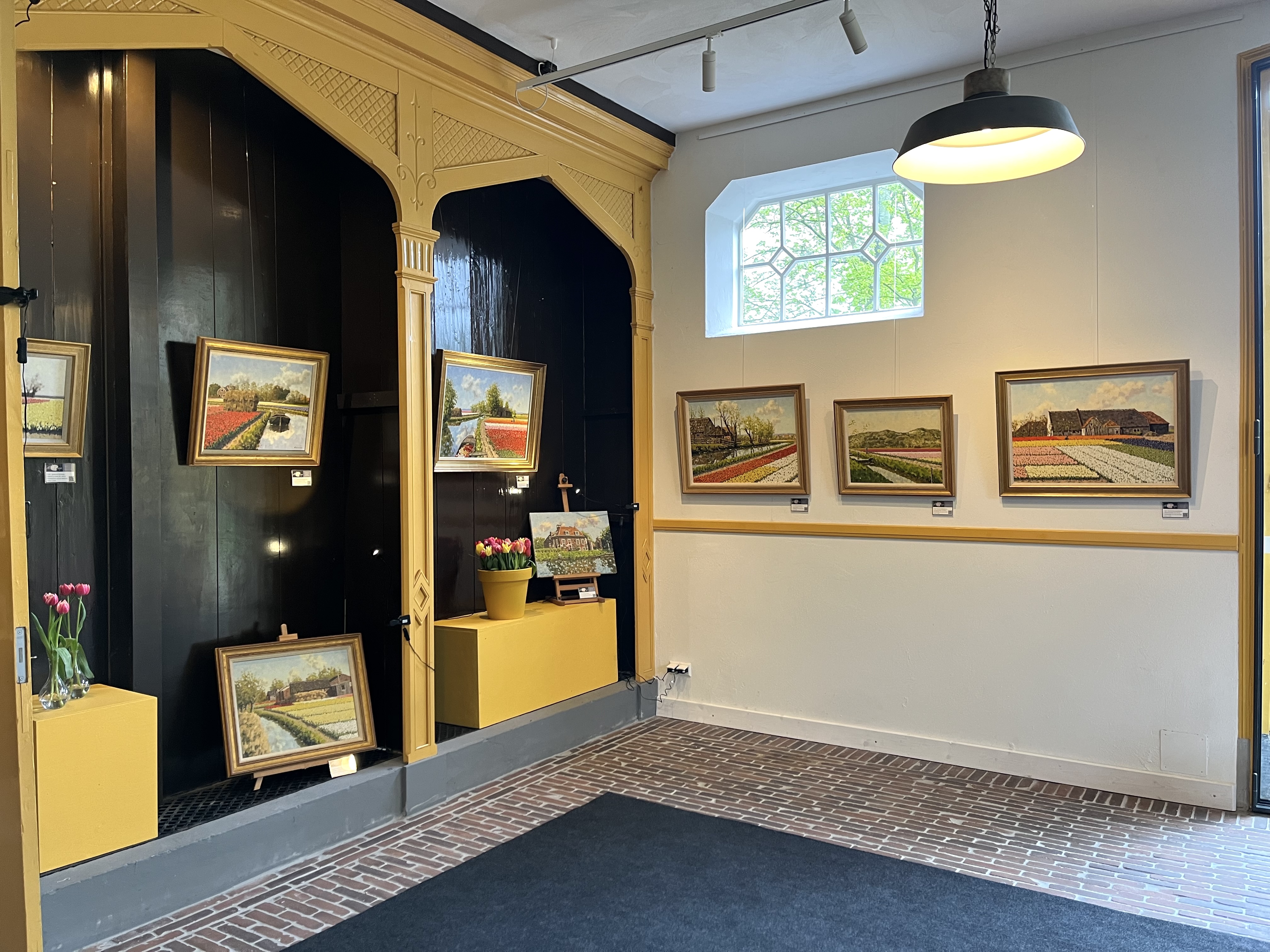 Impressie bloembollen schilderijen Leo van den Ende